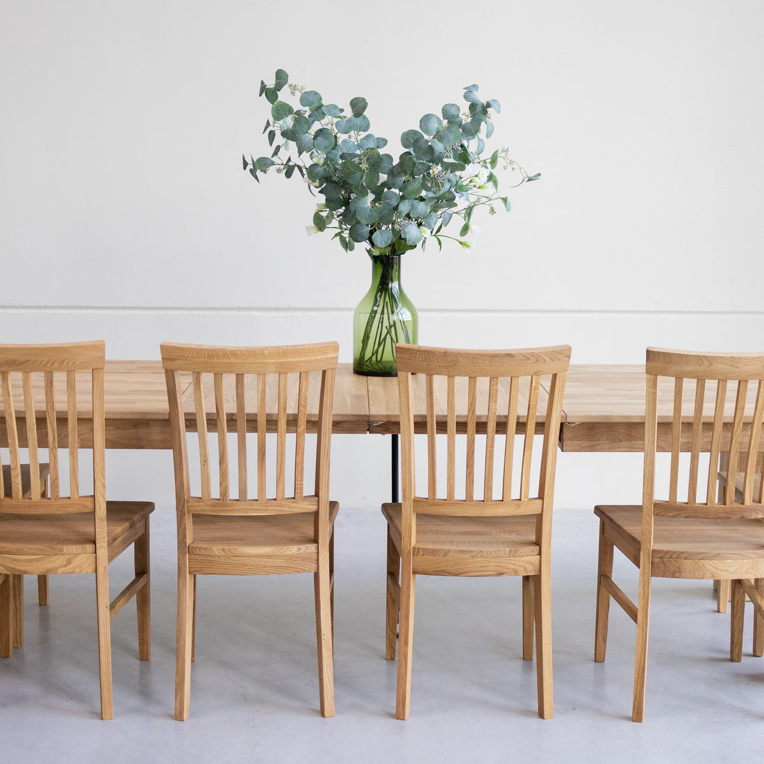 Chaises anciennes en bois : modèles design et exquis