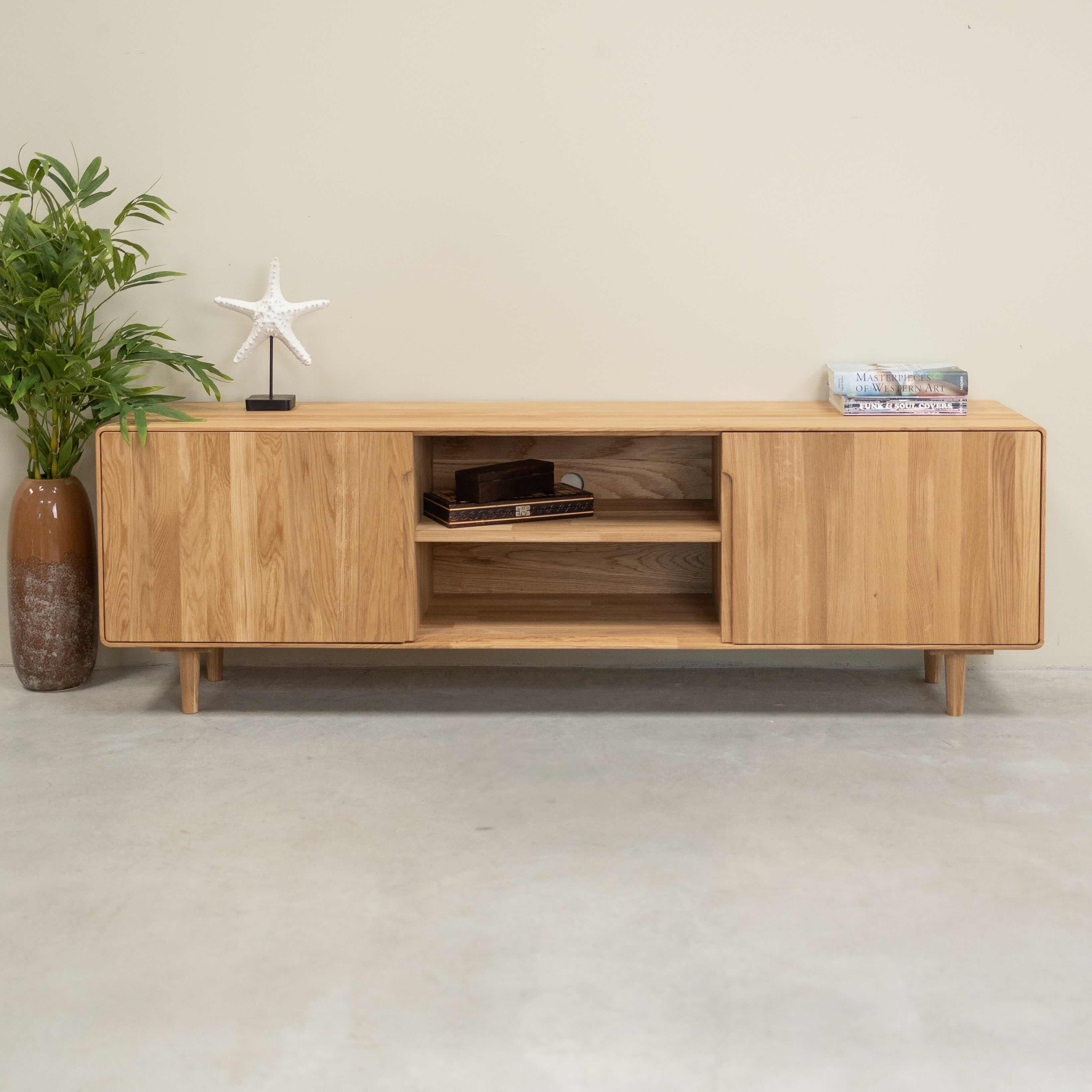 Guides d’achat : quel meuble TV en bois massif choisir ?