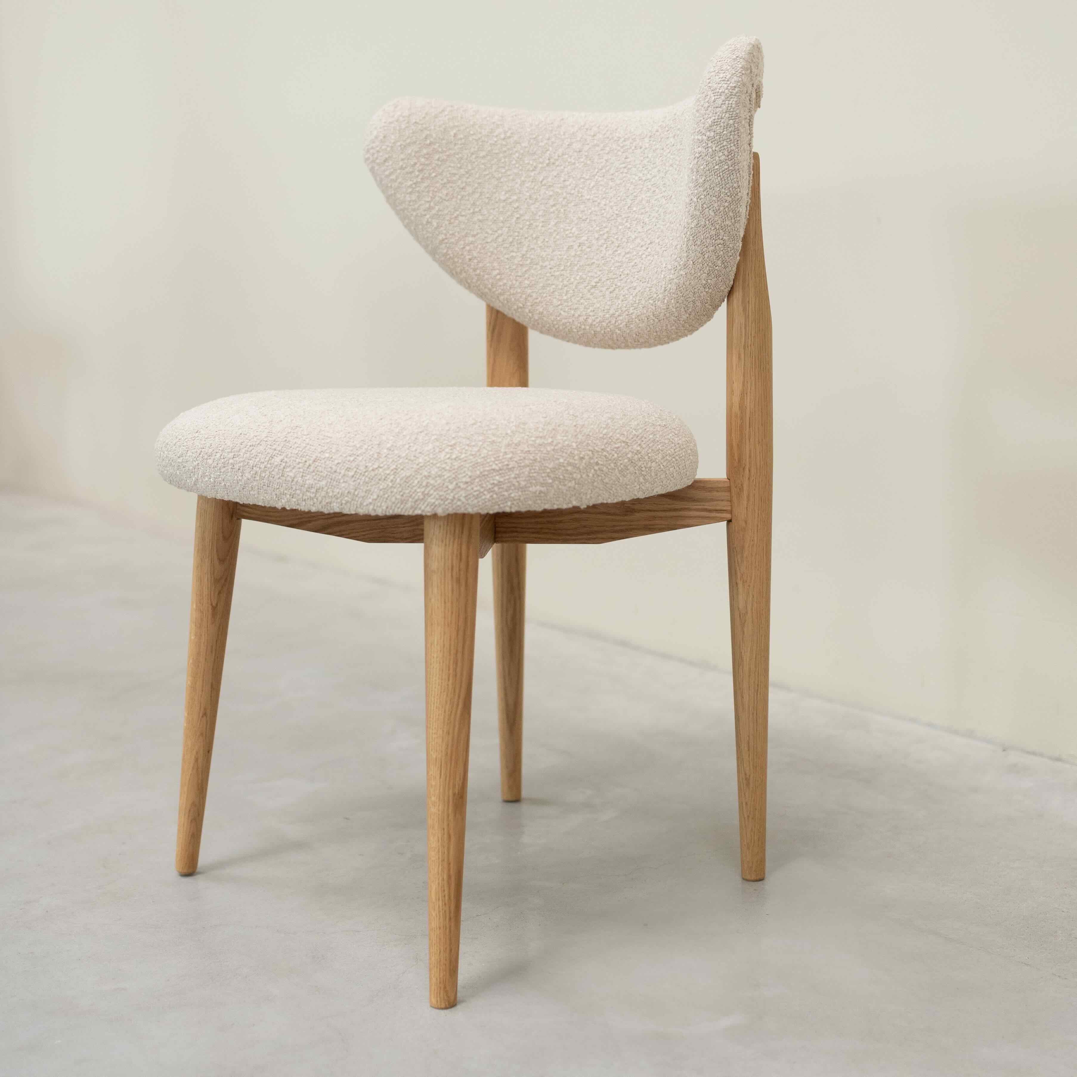 Chaises modernes en bois massif de chêne