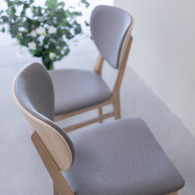 NordicStory Pack de 2 ou 4 chaises de salle à manger Nova, structure solide en chêne blanchi