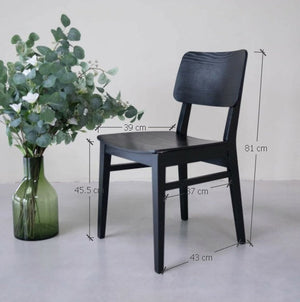 Chaise en bois massif de frêne Kodama, couleur noire - Lot de 2 ou 4 chaises - VESKOR