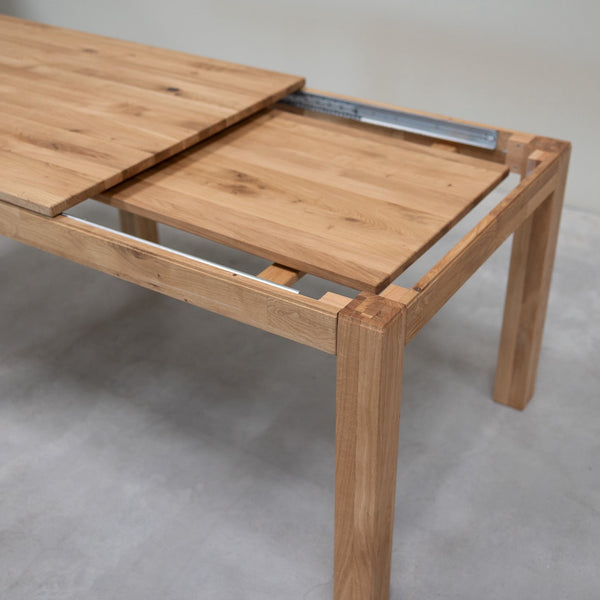 Table à manger extensible en bois massif de chêne L2 - NordicStory