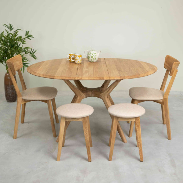 Table à manger ronde extensible en bois massif de chêne Carmen - NordicStory