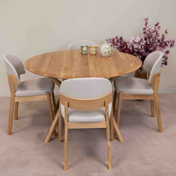 Table à manger ronde extensible en bois massif de chêne Carmen - NordicStory