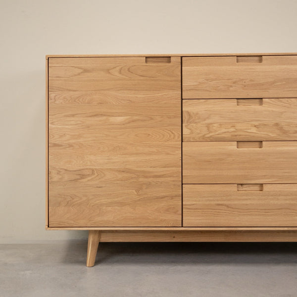 Buffet en bois massif de chêne Escandi Atelier - NordicStory