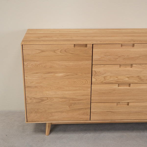 Buffet en bois massif de chêne Escandi Atelier - NordicStory