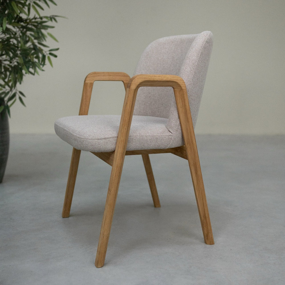 Chaise de salle à manger en bois massif de chêne Chill, revêtement en tissu Gris / Beige – Lot de 2 ou 4 chaises - VESKOR