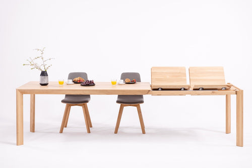 Table à manger extensible en bois massif DITA - KARPIS