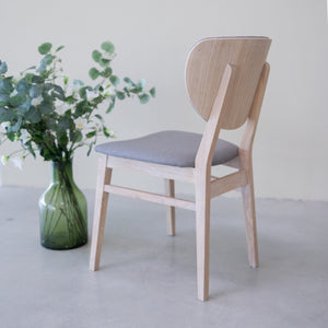 Chaise de salle à manger en bois massif de chêne blanchi Nova – Lot de 2 ou 4 chaises - NordicStory