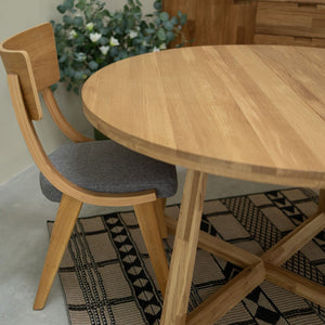 Chaise en bois massif de chêne Lucas, revêtement Gris/Beige - Lot de 2 ou 4 chaises - VESKOR