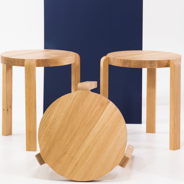Table d'appoint en bois massif OPUS - KARPIS