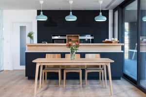 Table à manger fixe en bois massif TOKIO - KARPIS