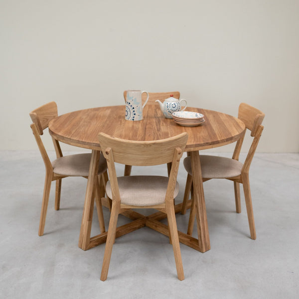 Chaise de salle à manger en bois massif de chêne Diana, revêtement Beige – Lot de 2 ou 4 chaises - NordicStory