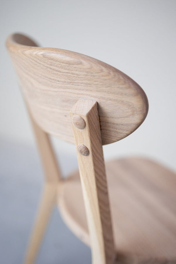 Chaise de salle à manger en bois massif de chêne Isku – Lot de 2 ou 4 chaises - NordicStory