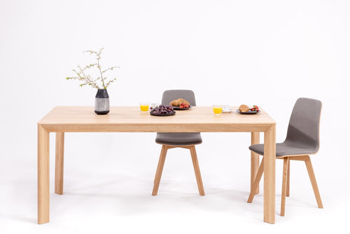 Table à manger fixe en bois massif DITA - KARPIS