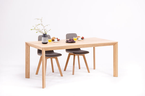 Table à manger extensible en bois massif DITA - KARPIS