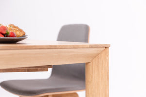 Table à manger extensible en bois massif DITA - KARPIS