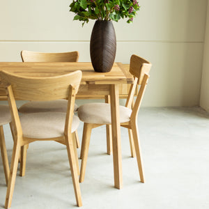 Chaise de salle à manger en bois massif de chêne Diana, revêtement Beige – Lot de 2 ou 4 chaises - NordicStory