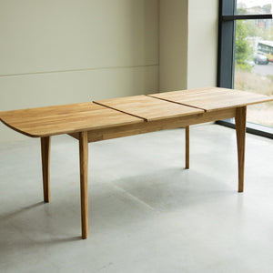 Table à manger extensible en bois massif de chêne Monty - NordicStory