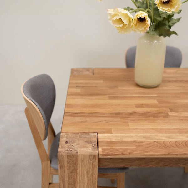 Table à manger en bois massif de chêne Mauritz 3 - NordicStory