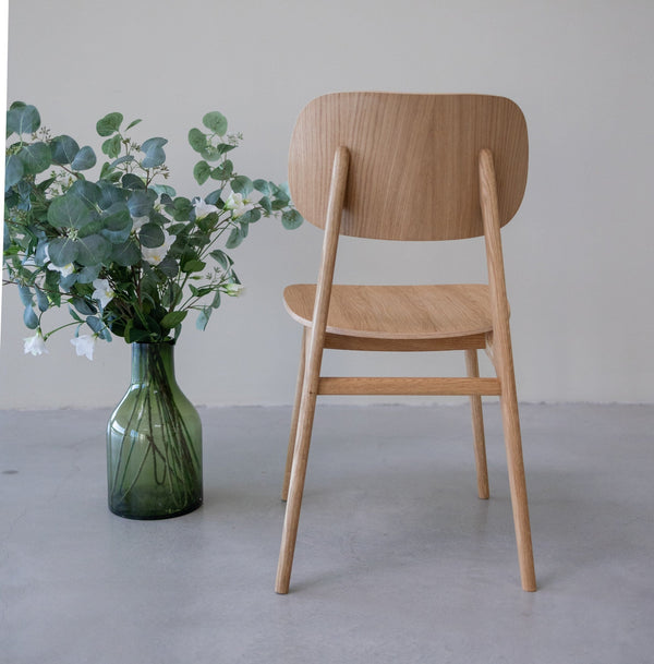 Chaise de salle à manger en bois massif de chêne Varde – Lot de 2 ou 4 chaises - NordicStory