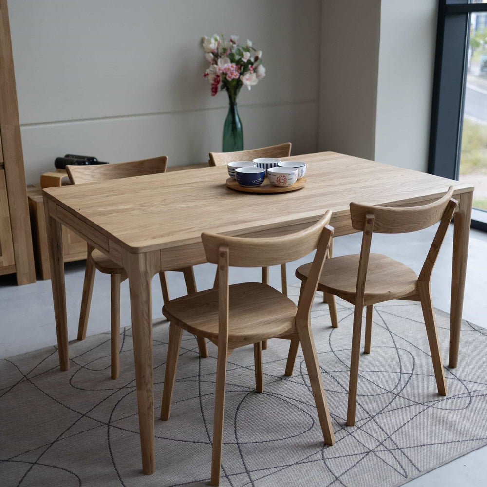 Table à manger extensible en bois massif de chêne Bergamo - NordicStory