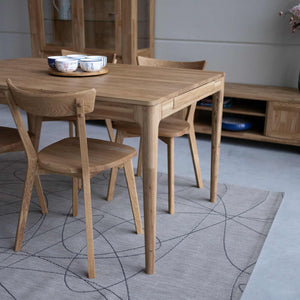Table à manger extensible en bois massif de chêne Bergamo - NordicStory
