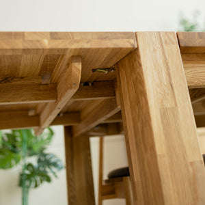 Table à manger extensible en bois massif de chêne Balder - NordicStory