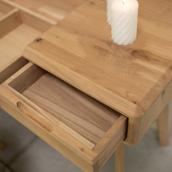 Coiffeuse en bois massif Suède 1 – NordicStory