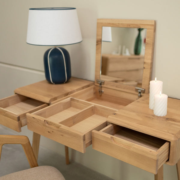 Coiffeuse en bois massif Suède 1 – NordicStory