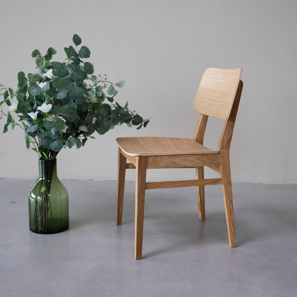 Chaise en bois massif de chêne Kodama - Lot de 2 ou 4 chaises - NordicStory