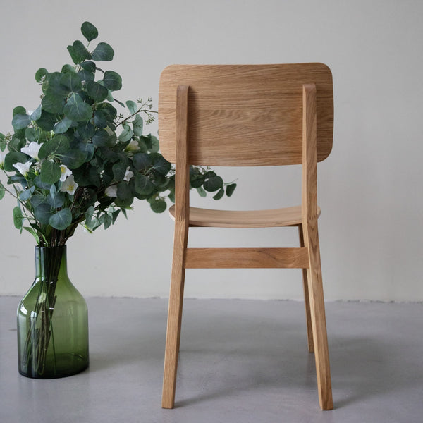 Chaise en bois massif de chêne Kodama - Lot de 2 ou 4 chaises - NordicStory