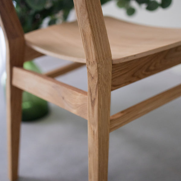 Chaise en bois massif de chêne Kodama - Lot de 2 ou 4 chaises - NordicStory