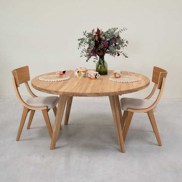 Table à manger ronde extensible en bois massif de chêne Léa - NordicStory