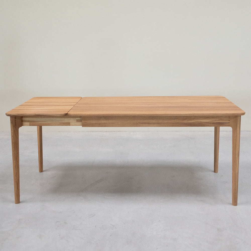 Table à manger rectangulaire extensible en bois massif de chêne Astrid - NordicStory