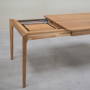Table à manger rectangulaire extensible en bois massif de chêne Astrid - NordicStory