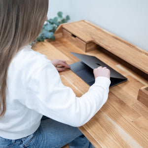 Bureau en bois massif de chêne Ana - NordicStory