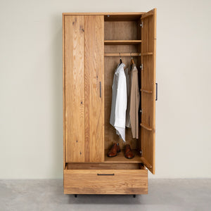 Armoire en bois massif Normandie - VESKOR