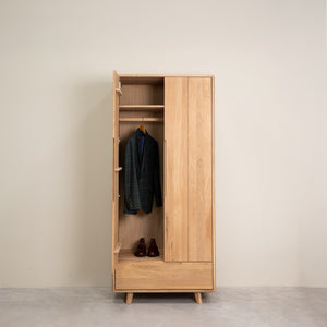 Armoire 2 portes en bois massif Suède - VESKOR