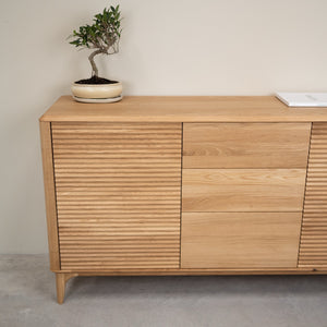 Buffet commode en bois massif de chêne Oxford 3.2.3 - NordicStory