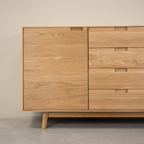 Buffet en bois massif de chêne Escandi Atelier - NordicStory