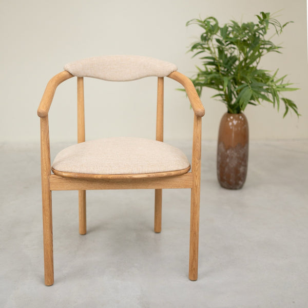 Chaise en bois massif de chêne