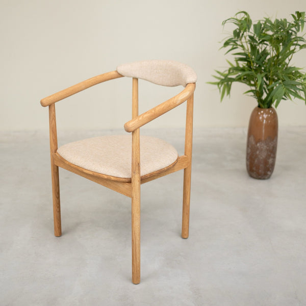 Chaise en bois massif de chêne