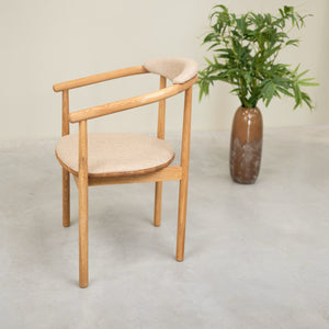 Chaise en bois massif de chêne