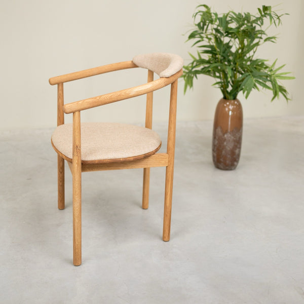 Chaise en bois massif de chêne