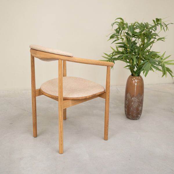 Chaise en bois massif de chêne