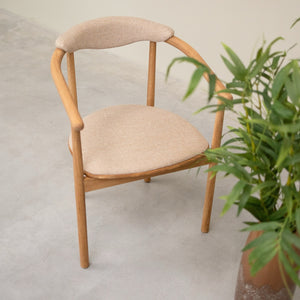 Chaise en bois massif de chêne