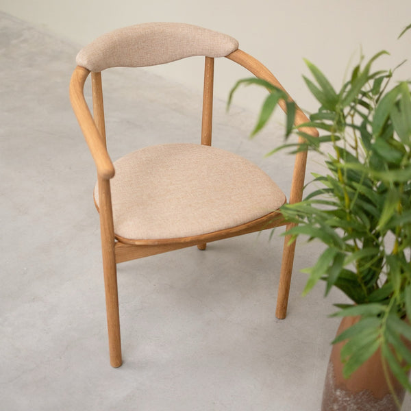 Chaise en bois massif de chêne