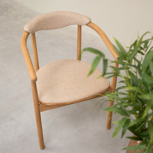 Chaise en bois massif de chêne