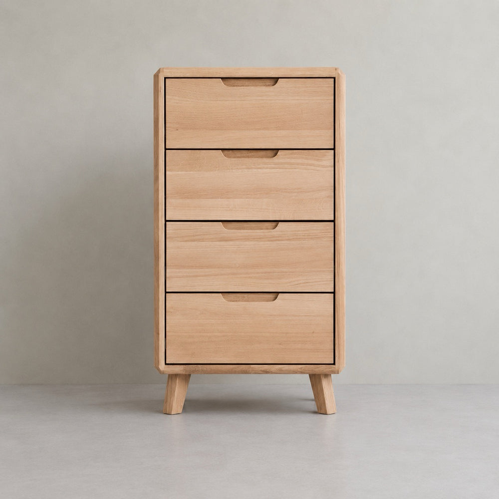 Commode en bois massif de chêne